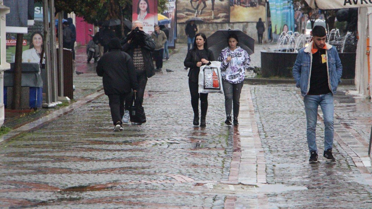 MGM'nin uyarılarının ardından Edirne'de sağanak yağış etkili oldu