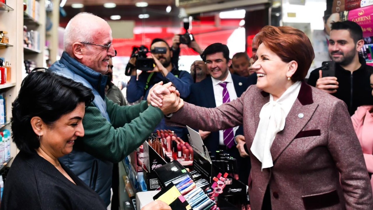 Akşener'den Düzce ve Bolu’da esnaf ziyareti: 'Başa baş bir yarış geçecek gibi'