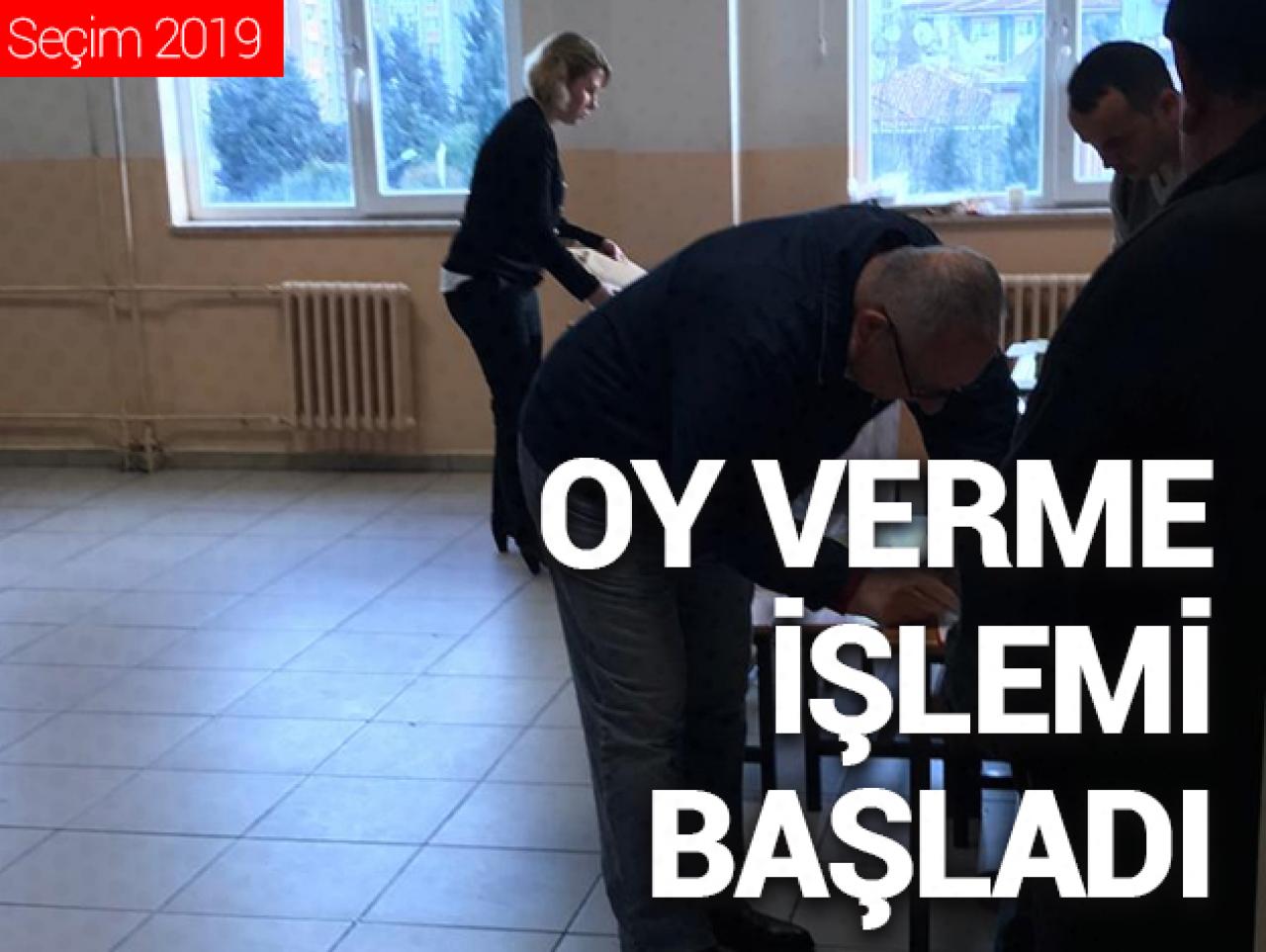 Oy verme işlemi başladı