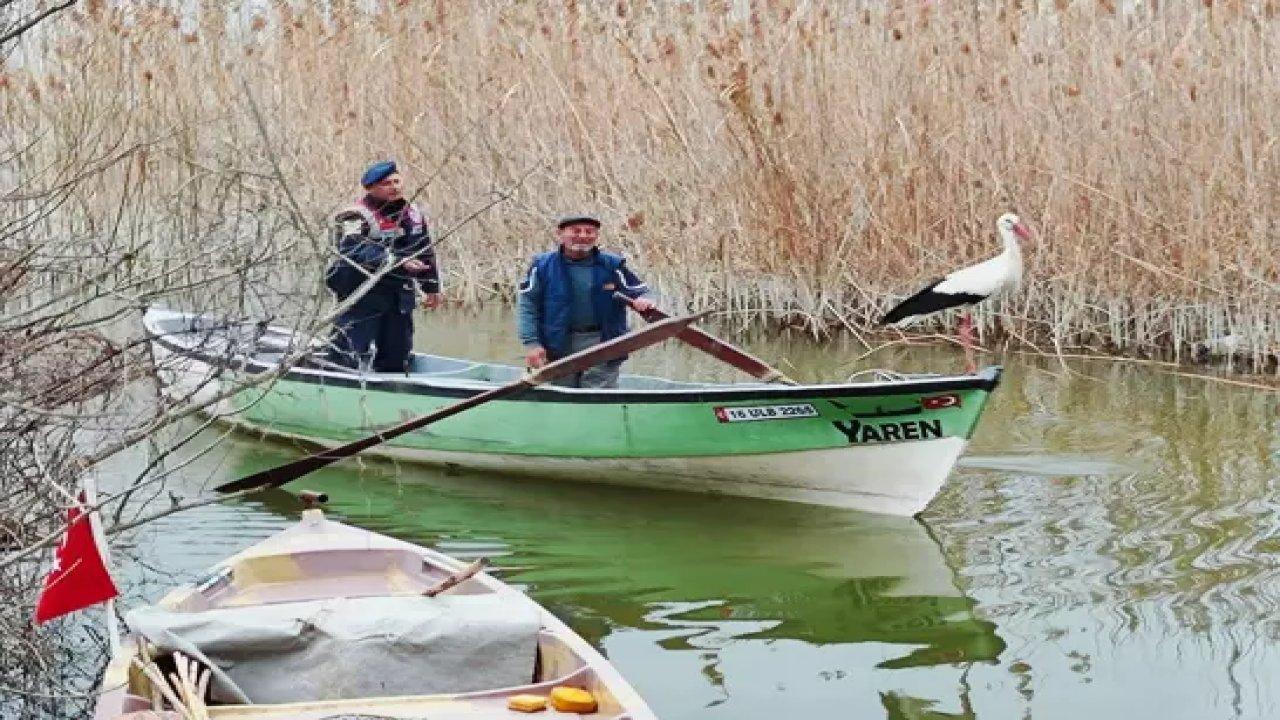 Jandarma ekiplerinden Yaren leyleğe 'Hoş geldin' ziyareti