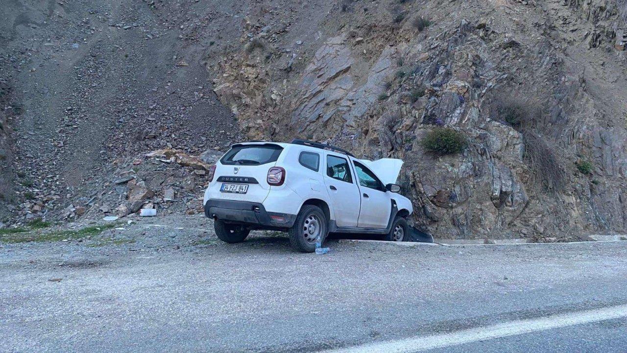 Haberden dönen gazeteciler kaza yaptı: 1 ölü, 1 yaralı