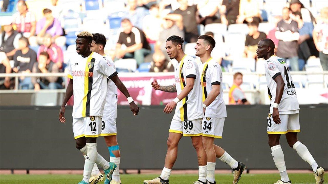 İstanbulspor deplasmanda Atakaş Hatayspor'u 3-0 yendi