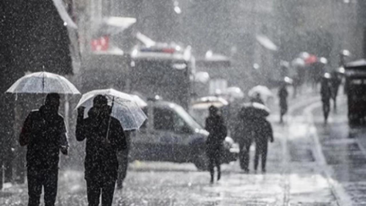 Meteoroloji'den o bölgeye gök gürültülü sağanak uyarısı: Akşam saatlerine kadar etkili olacak