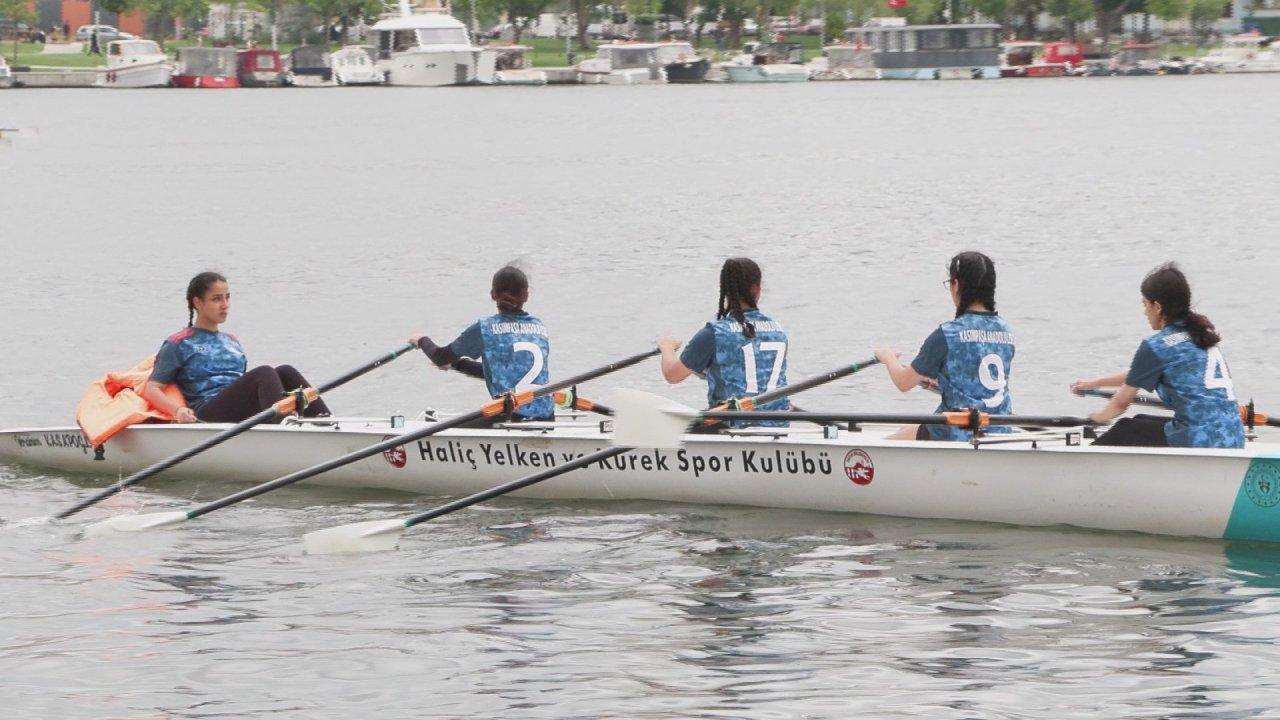 Okul Sporları Kürek Şampiyonası yapıldı