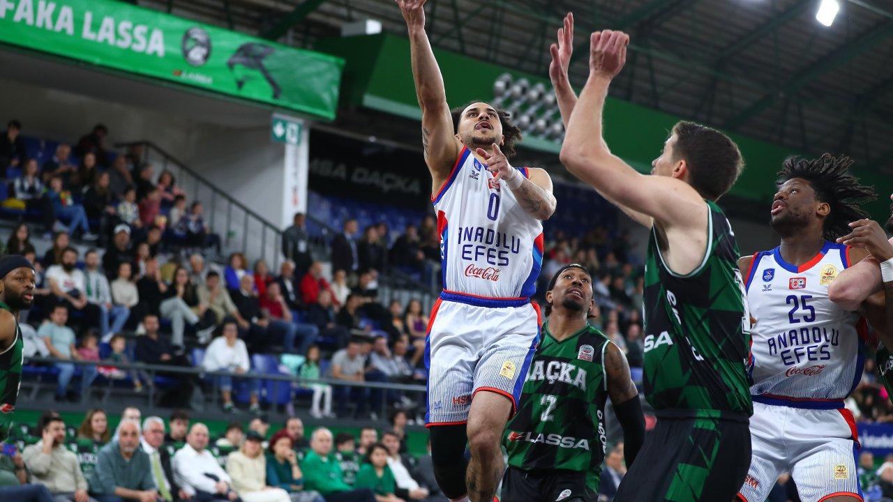 Anadolu Efes, Türk Telekom’u ağırlıyor!