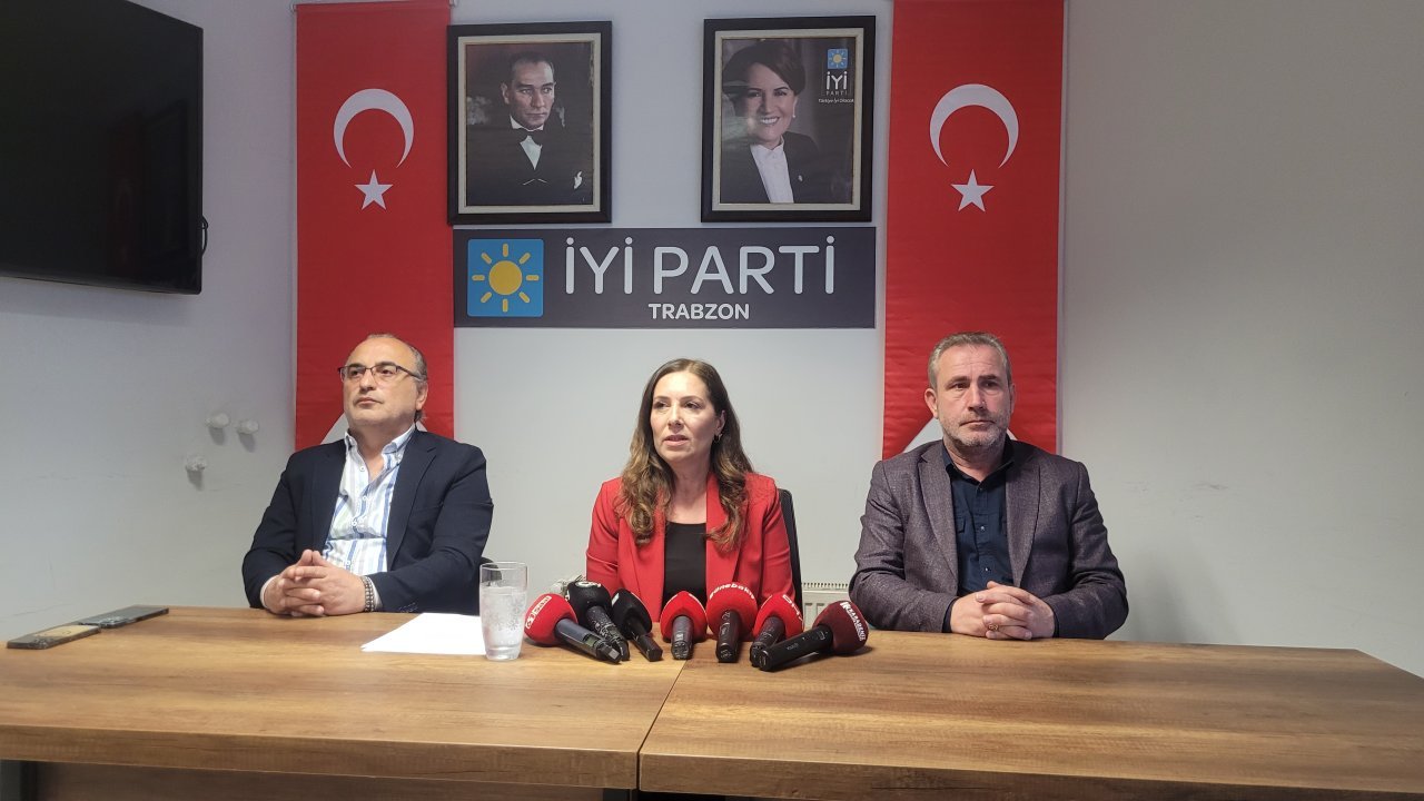 İYİ Parti'de Trabzon depremi: Yönetim düştü