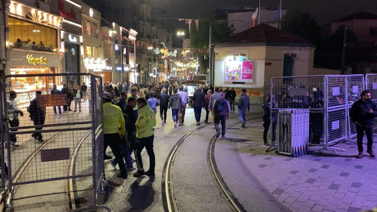 İstiklal Caddesi yaya trafiğine açıldı!