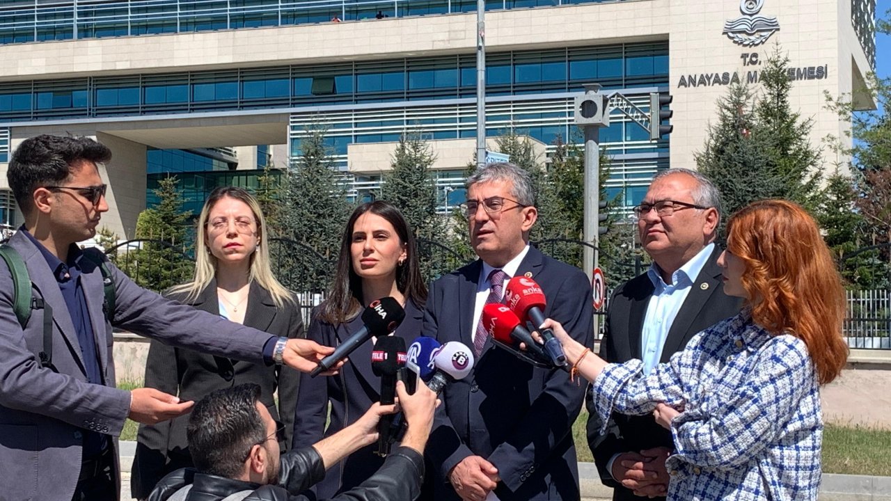 CHP'den, AYM'ye '8'inci Yargı Paketi' başvurusu