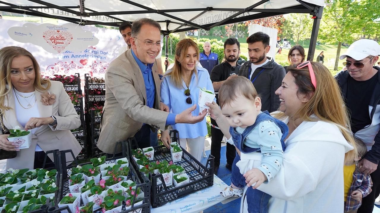 Beylikdüzü Belediyesi'nden Anneler Günü şenliği