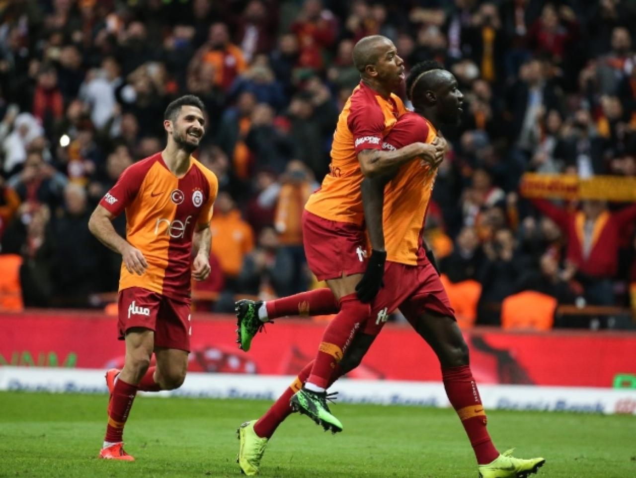 Galatasaray zirvede