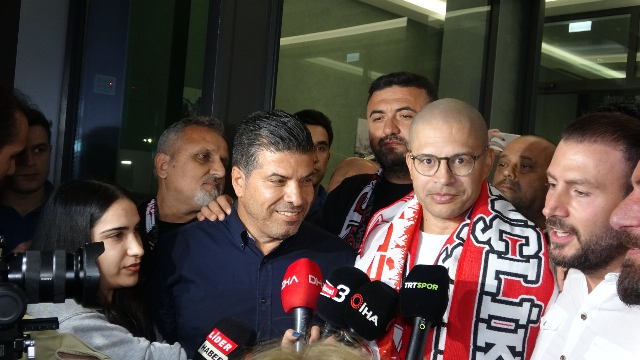 Alex de Souza'ya Antalya'da coşkulu karşılama