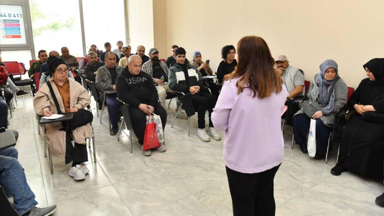 Esenyurt’ta işsizlik sorunu ortadan kalkıyor