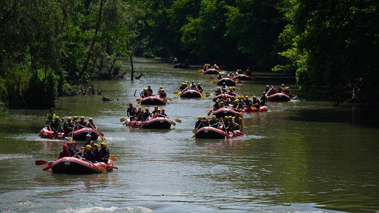 Melen Çayı'nda rafting keyfi!