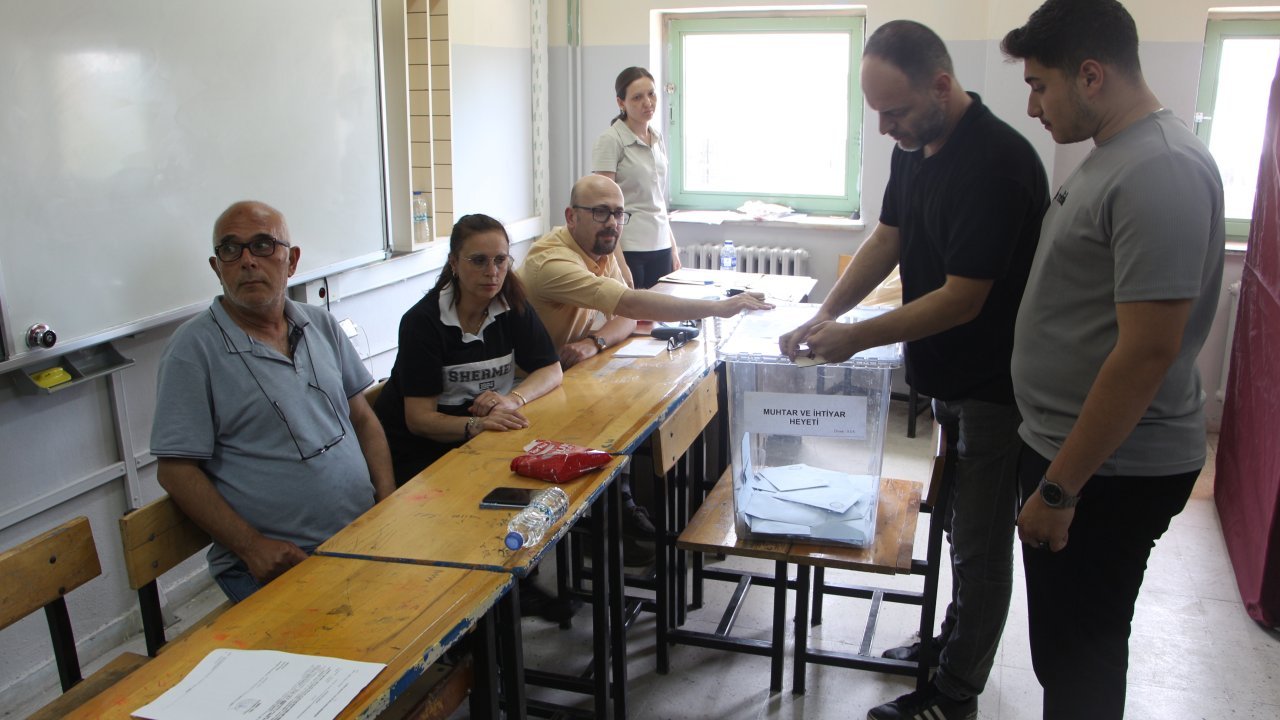 Edirne'deki muhtarlık yarışını yeniden kazandı