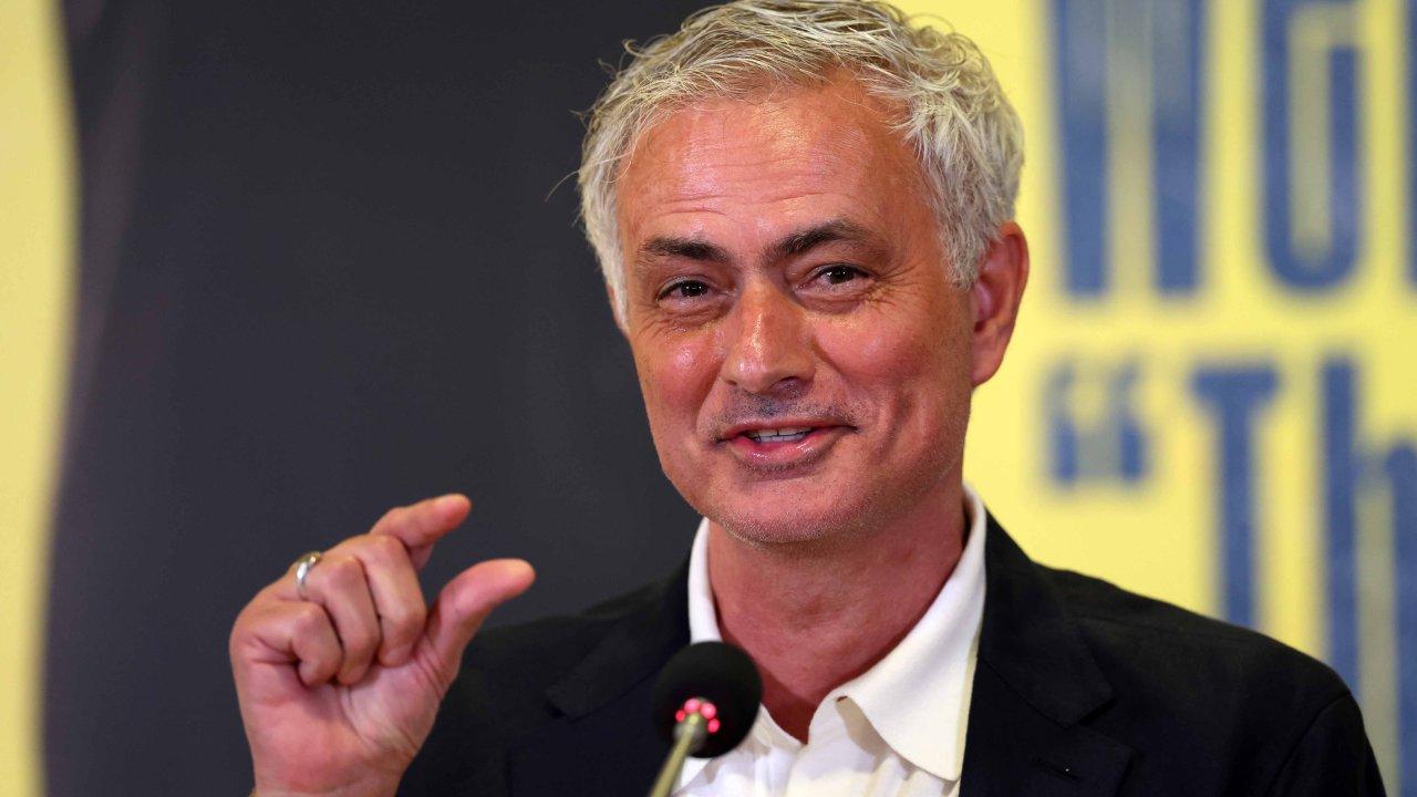 Jose Mourinho'dan çarpıcı açıklamalar: 'Benimle ilk iletişime geçen kişi...'