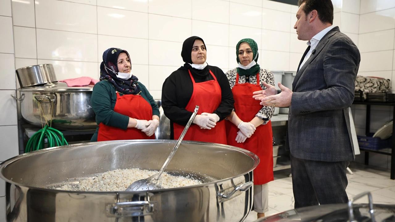 Silivri Belediye Başkanı Balcıoğlu'ndan Eryap Aşevi'ne ziyaret