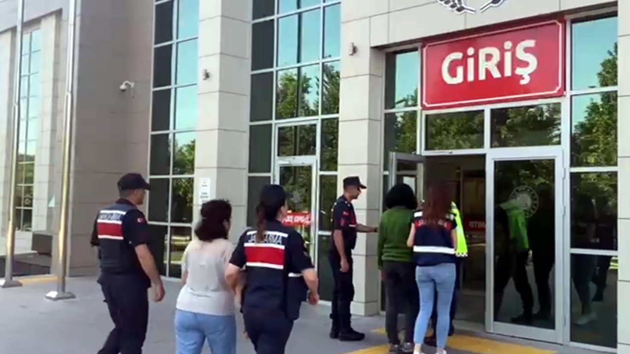 Terör örgütlerine fon sağlayan 2 şüpheli gözaltına alındı