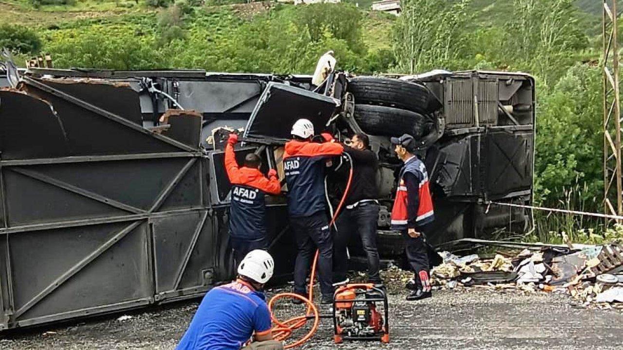 Bitlis-Van kara yolunda feci kaza! Ölü ve yaralılar var!