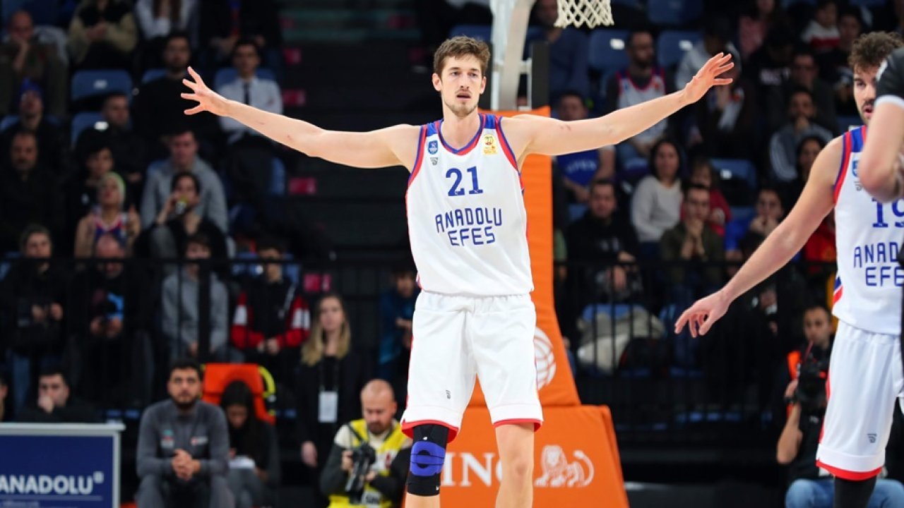 Anadolu Efes’ten Tibor Pleiss’a veda!