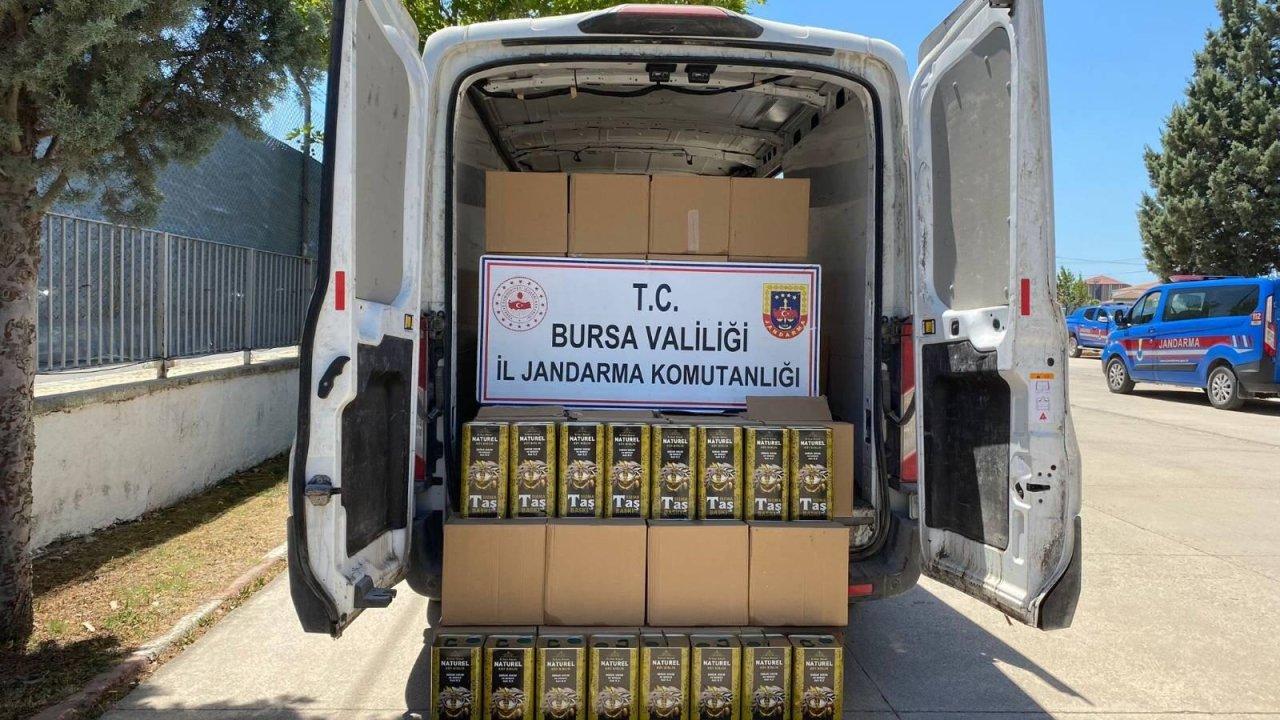 3 bin litre 'sahte zeytinyağı' ele geçirildi; 2 gözaltı