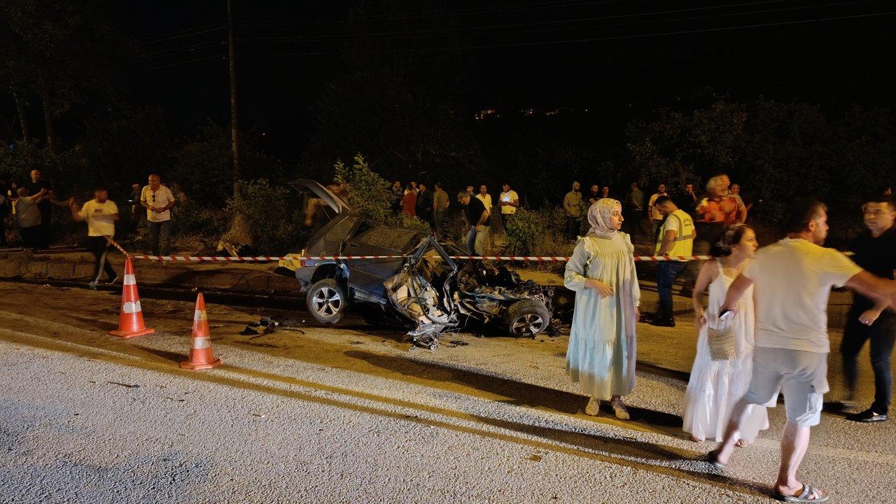 Beton mikseri otomobili hurdaya çevirdi: 1 ölü, 1 yaralı