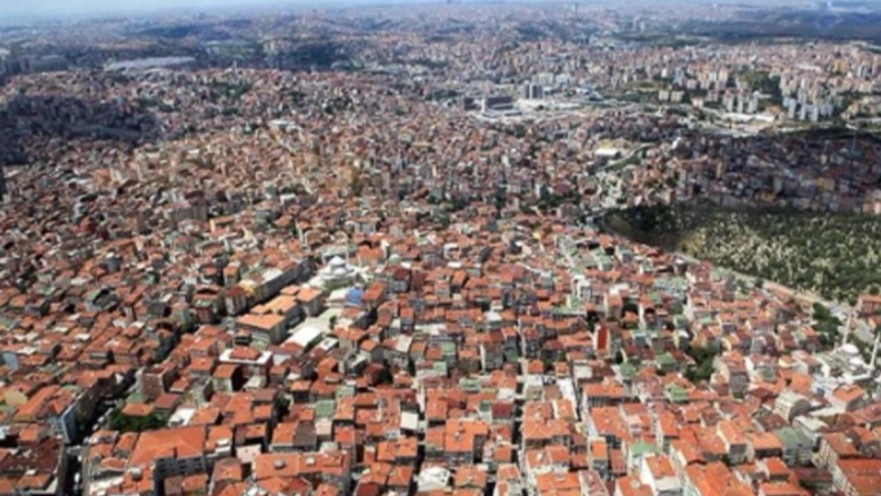 İstanbul’da kaç binanın yıkılma riski var? İBB açıkladı: '5 milyon kişi risk altında'