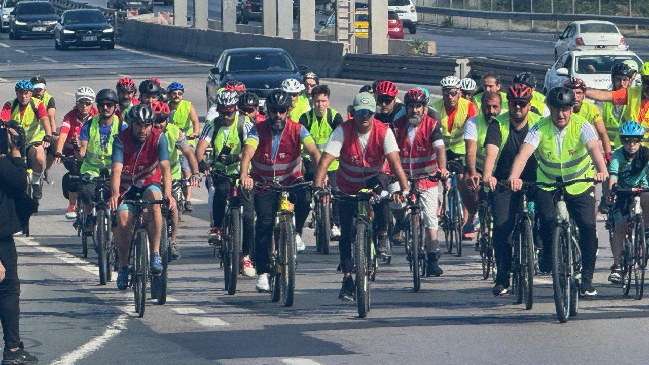 15 Temmuz Şehitler Köprüsü'nde "15 Temmuz'dan Gazze'ye Özgürlük İçin Pedal Çevir" etkinliği düzenlendi