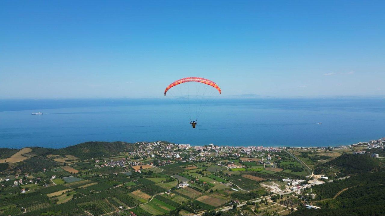 Yalova'da "Marmara Yamaç Paraşütü Yarışması"