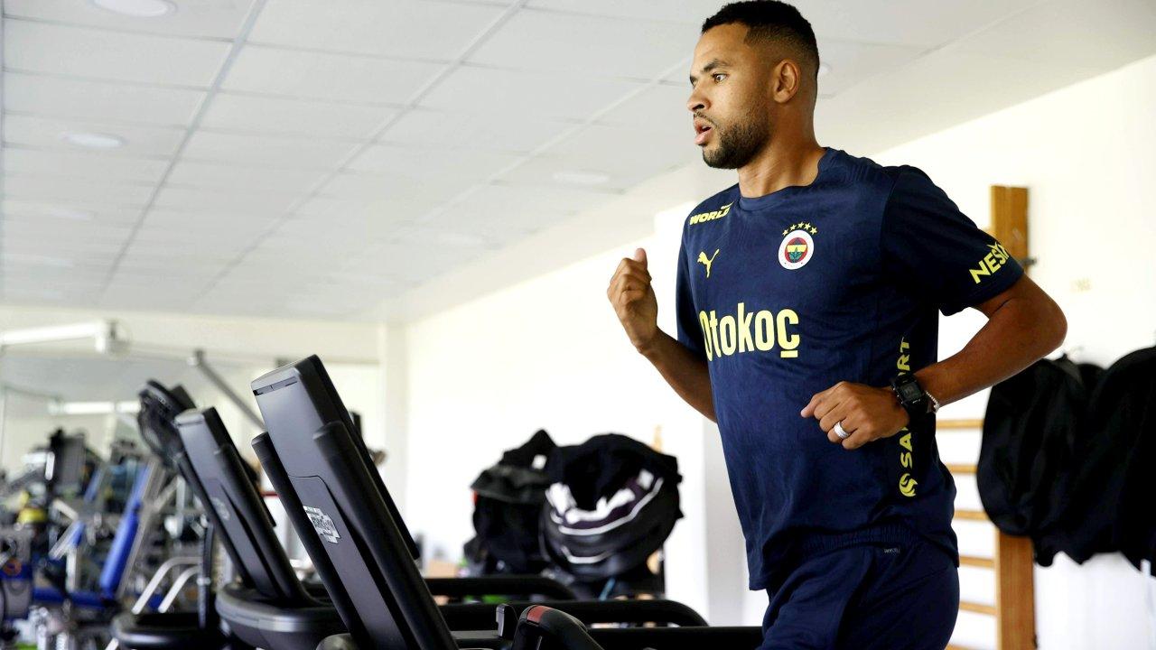 En-Nesyri, Fenerbahçe'de ilk antrenmanını yaptı