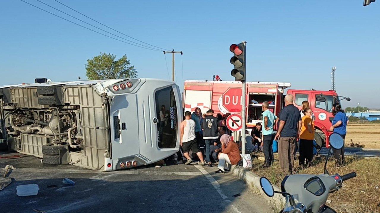 Tekirdağ’da midibüsle, hafif ticari araç çarpıştı: 11 yaralı