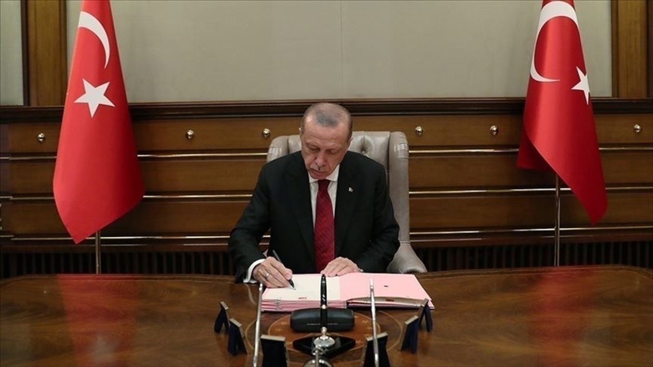 Cumhurbaşkanı Erdoğan'ın kararıyla 13 üniversitenin rektörü değişti