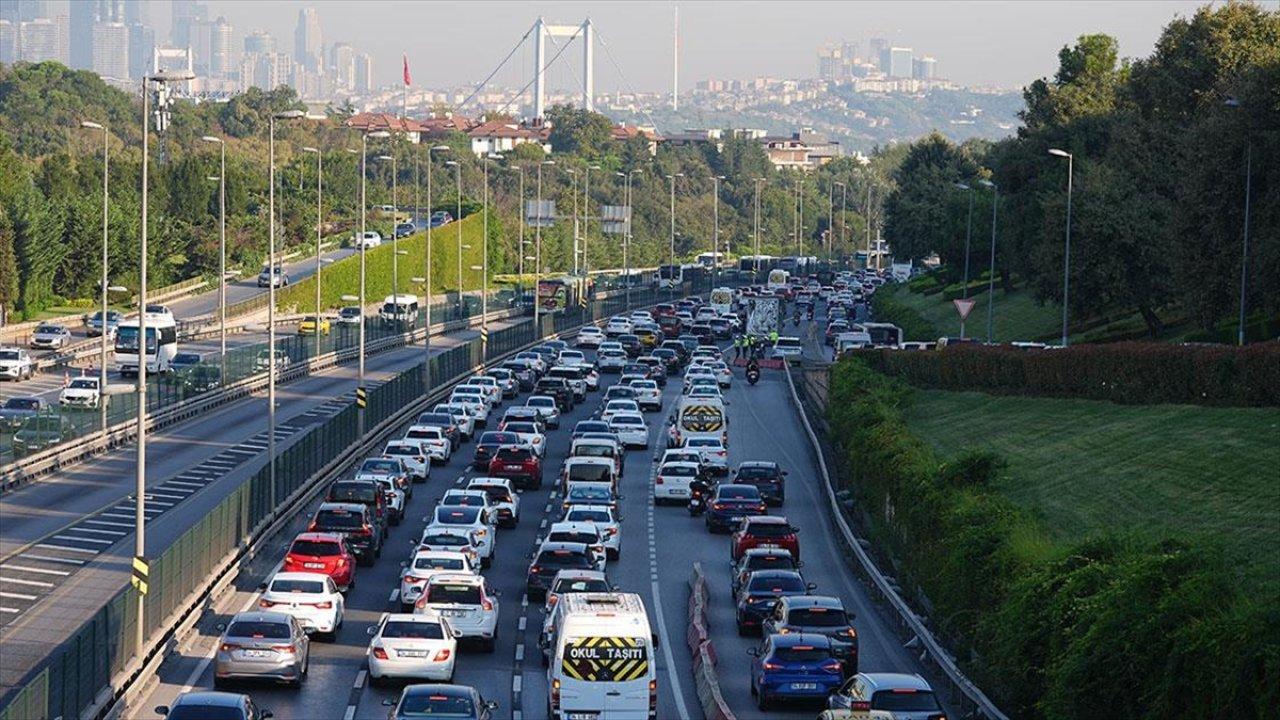 İstanbul'da haftanın son mesai günü trafik yoğunluğu nasıl 13 Eylül Cuma?