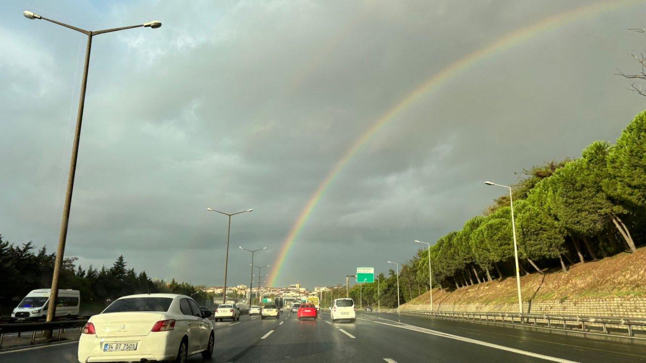 İstanbul'da yağmur sonrası gökkuşağı oluştu