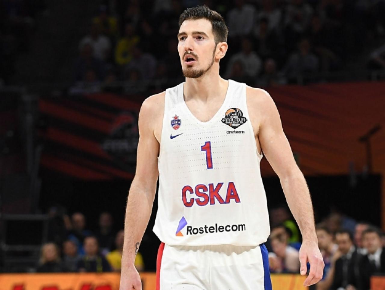 Nando De Colo resmen Fenerbahçe Beko'da