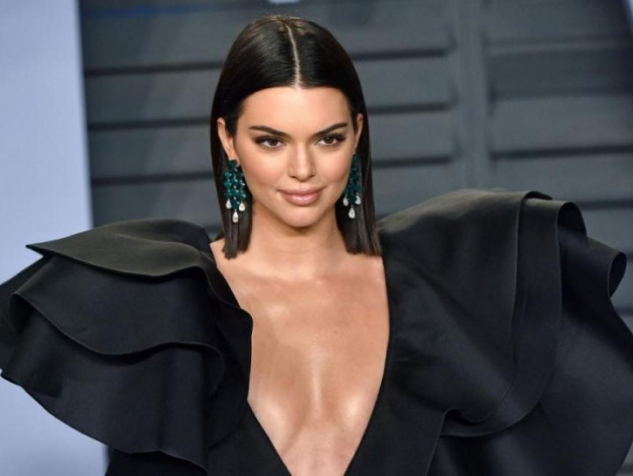 Kendall Jenner Türk fotoğrafçıyı seçti, ona soyundu