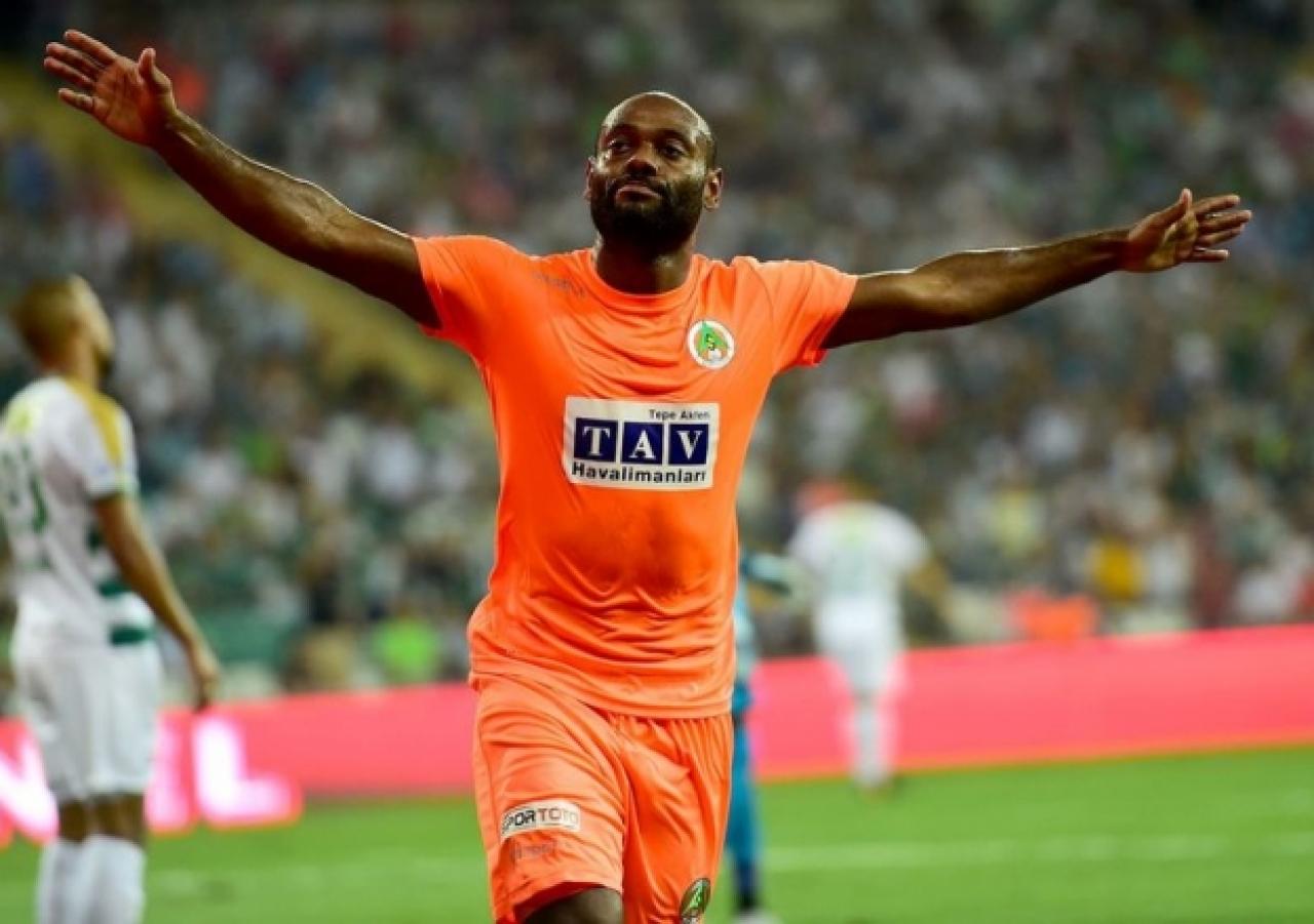 Beşiktaş Vagner Love bombasını patlatıyor! Bu akşam çok kritik