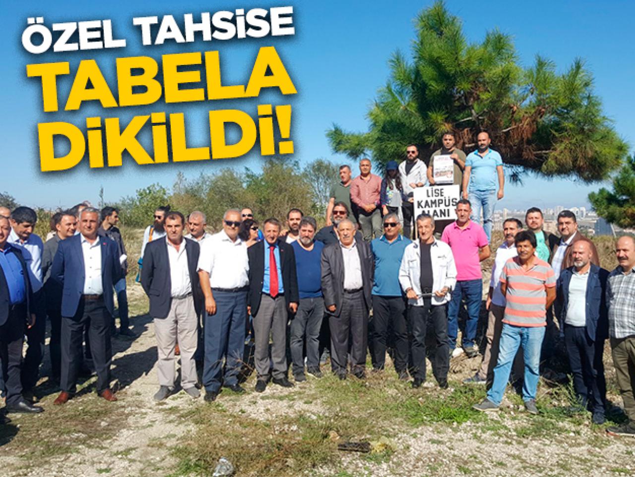 Özel tahsise tabela dikildi!