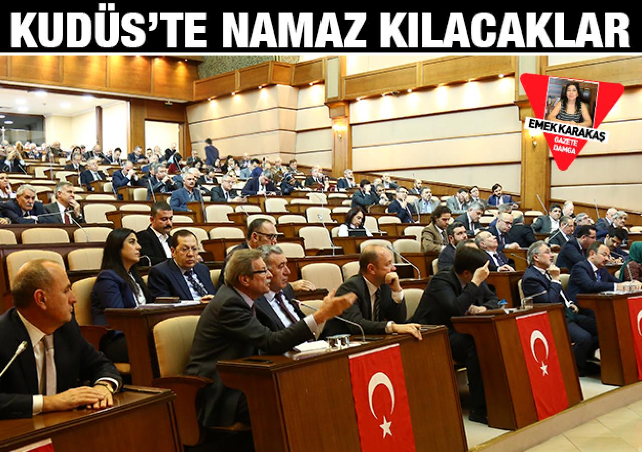 Kudüs’te namaz kılacaklar