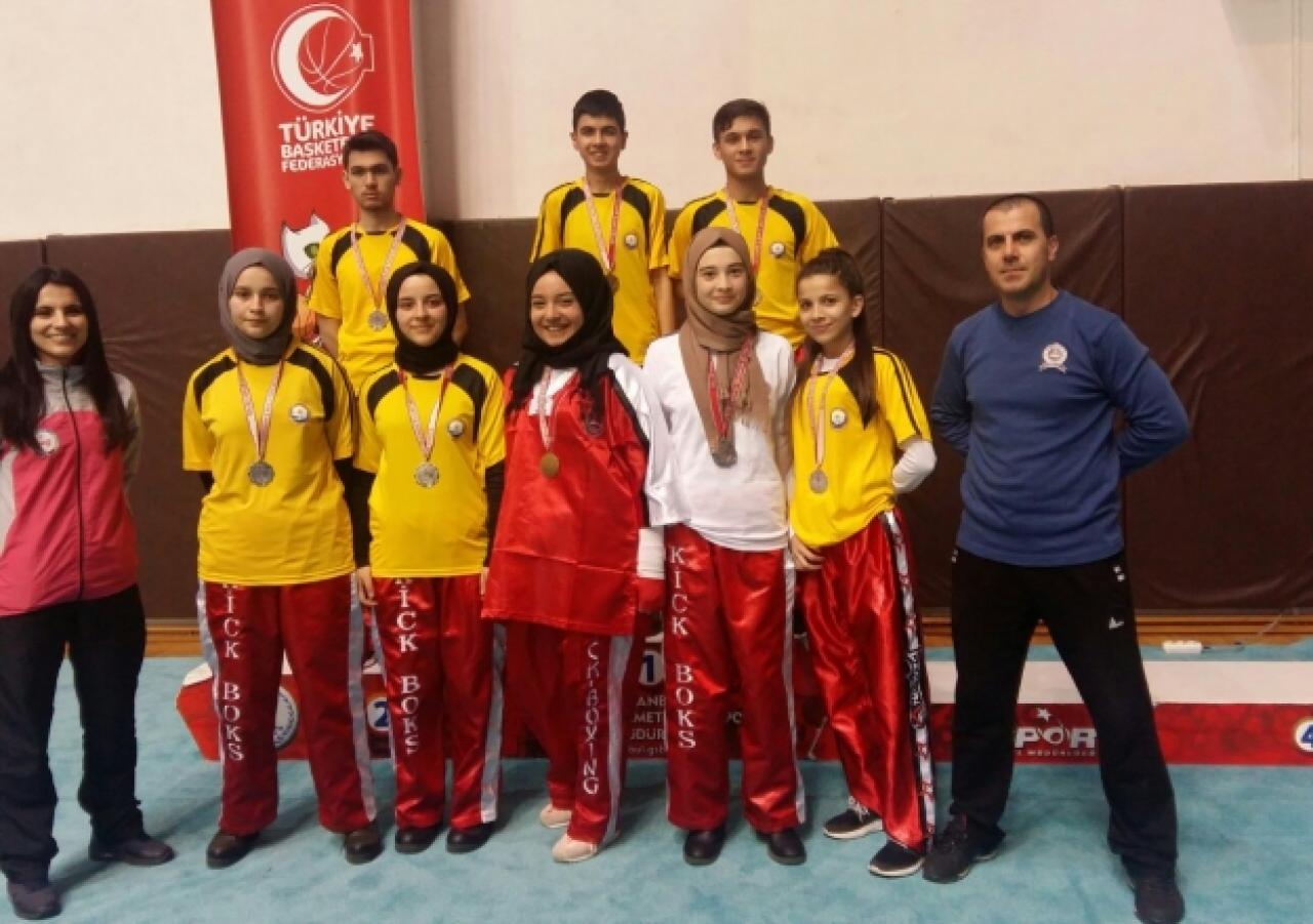 Şampiyonaya Sinop Spor damga vurdu