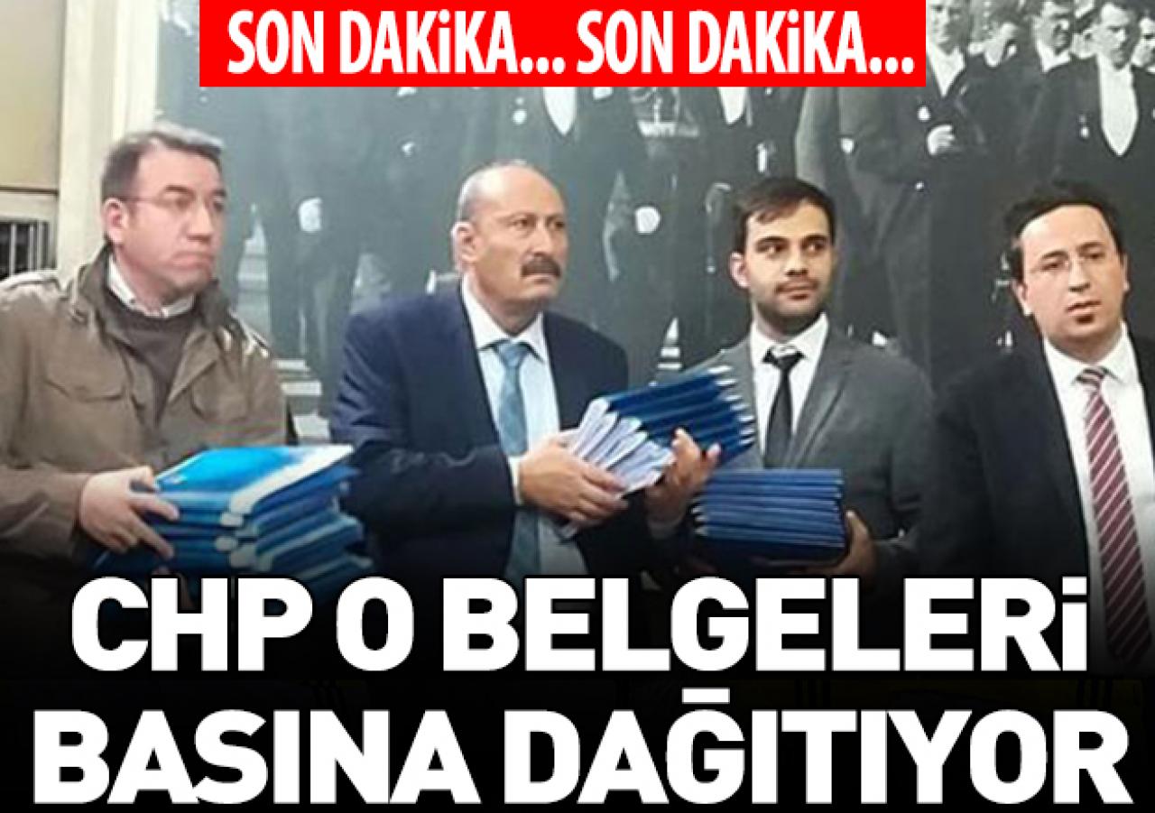 CHP para transferi iddiasıyla ilgili belgeleri basına dağıtıyor!