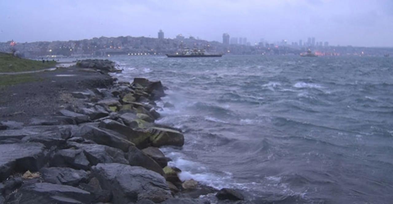 İstanbul'da fırtına! Soğuk hava ne zaman bitecek?