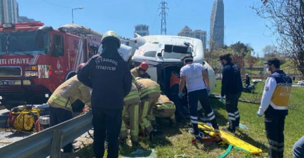 Ataşehir'de beton mikseri devrildi