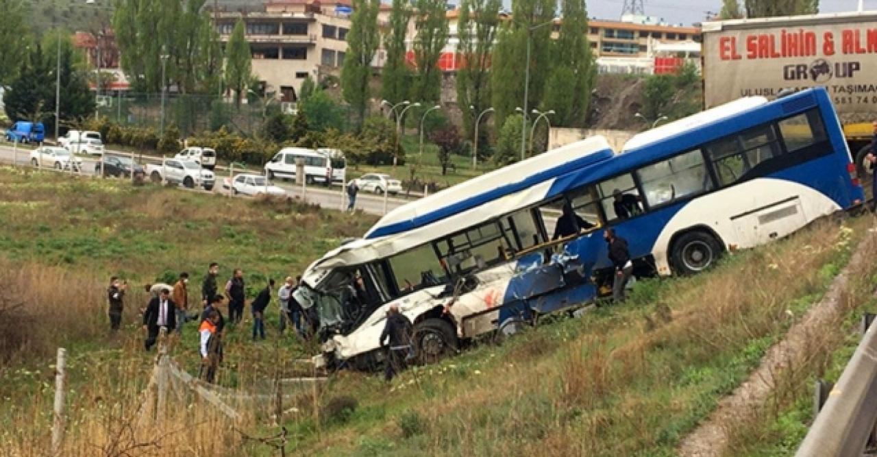 TIR ile halk otobüsü çarpıştı: 9 yaralı