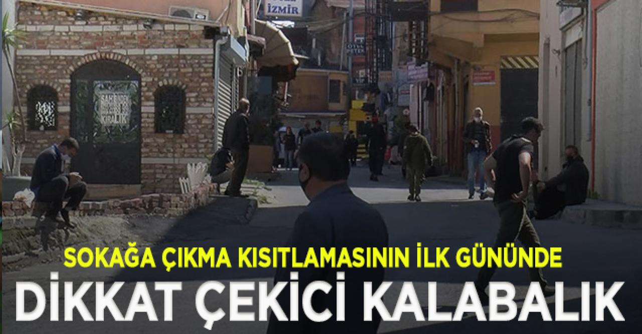 Eminönü'nde dikkat çeken kalabalık