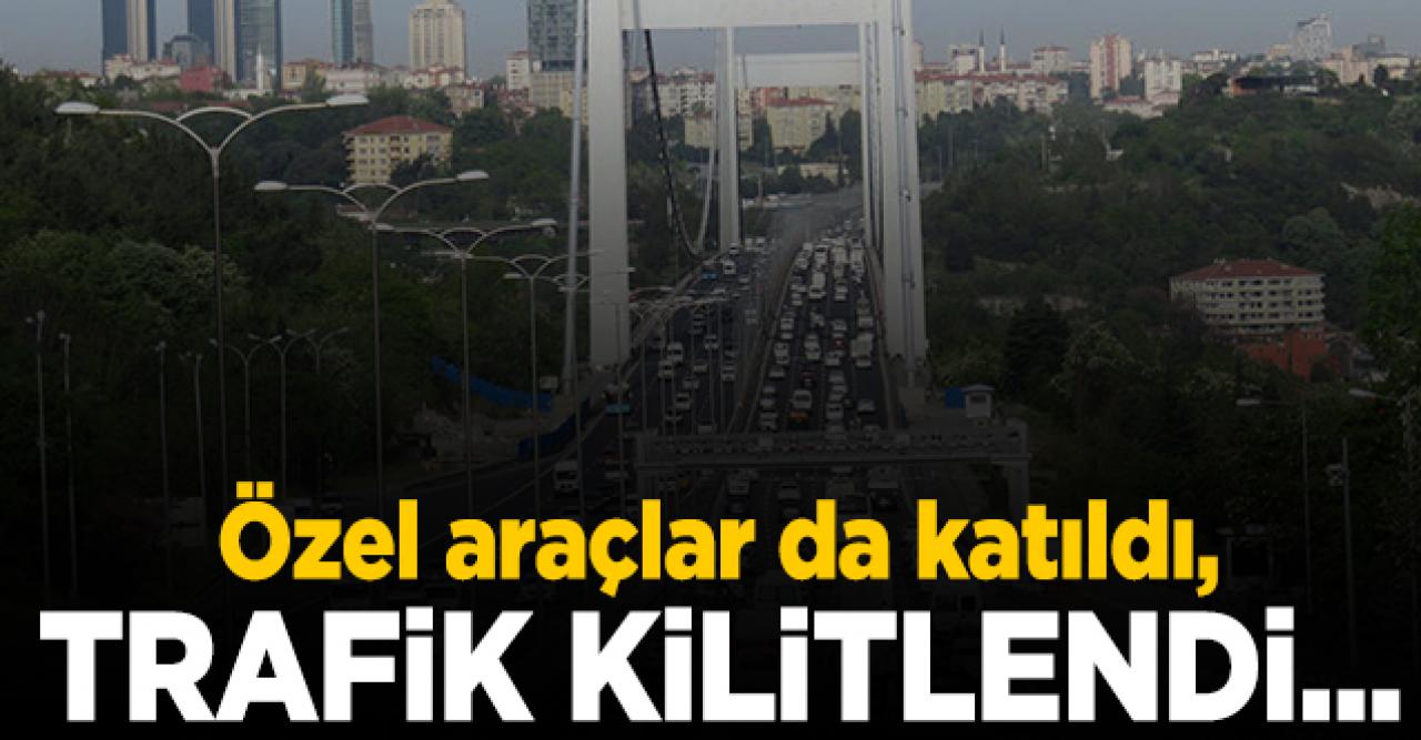 15 Temmuz Şehitler Köprüsü ve Fatih Sultan Mehmet Köprüsü'nde trafik durma noktasına geldi