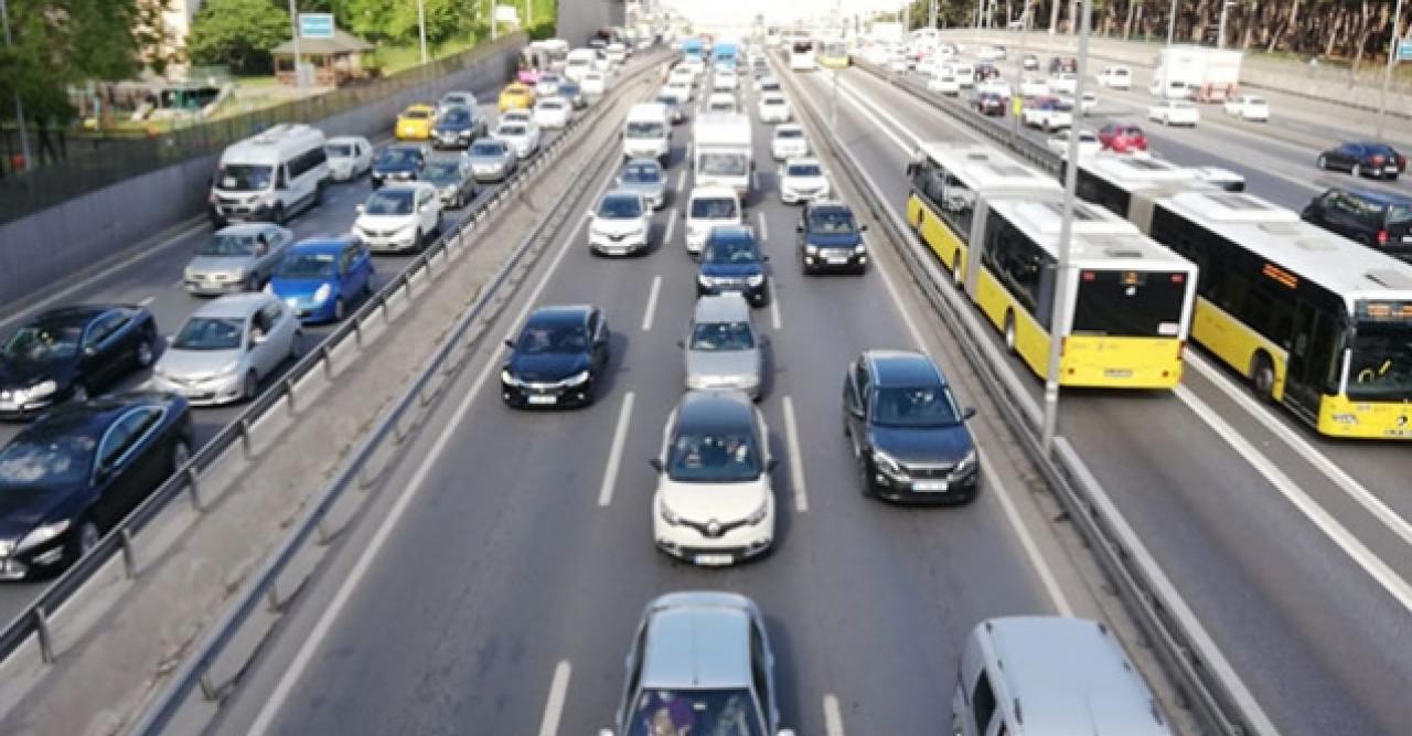 İstanbul trafiğinde yoğunluk yaşanıyor