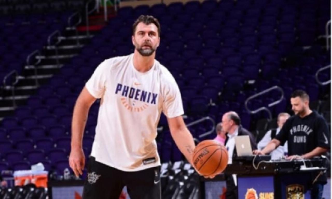 Mehmet Okur'un eski koçu Jerry Sloan hayatını kaybetti