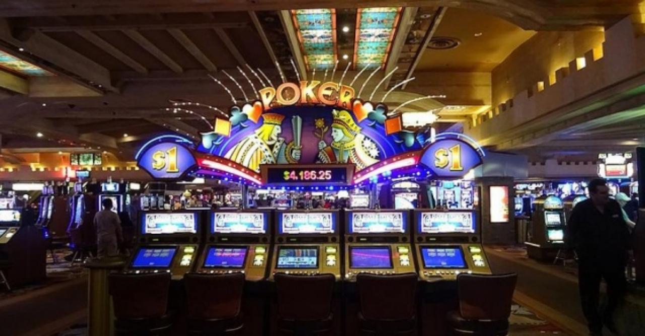 Las Vegas kumarhaneleri yeniden açılıyor