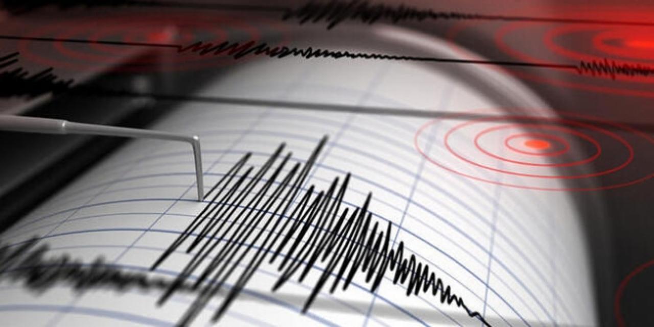 Son dakika... İzmir'de 3,8 büyüklüğünde deprem!