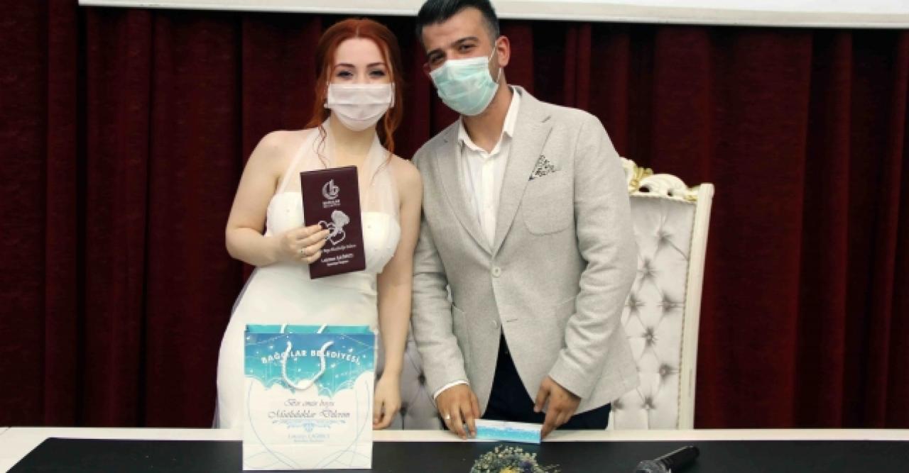 Bağcılar'da pandemi sonrası ilk nikah kıyıldı